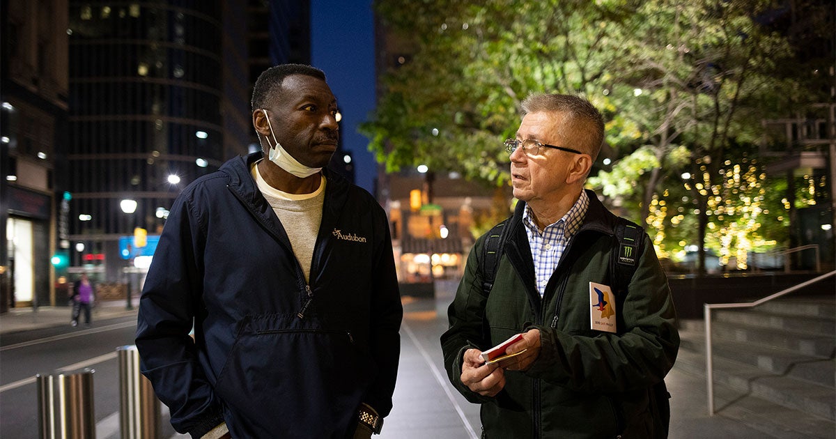 How Bird Safe Philly is Making the City Safer for Migrating Birds - Vimarsana News