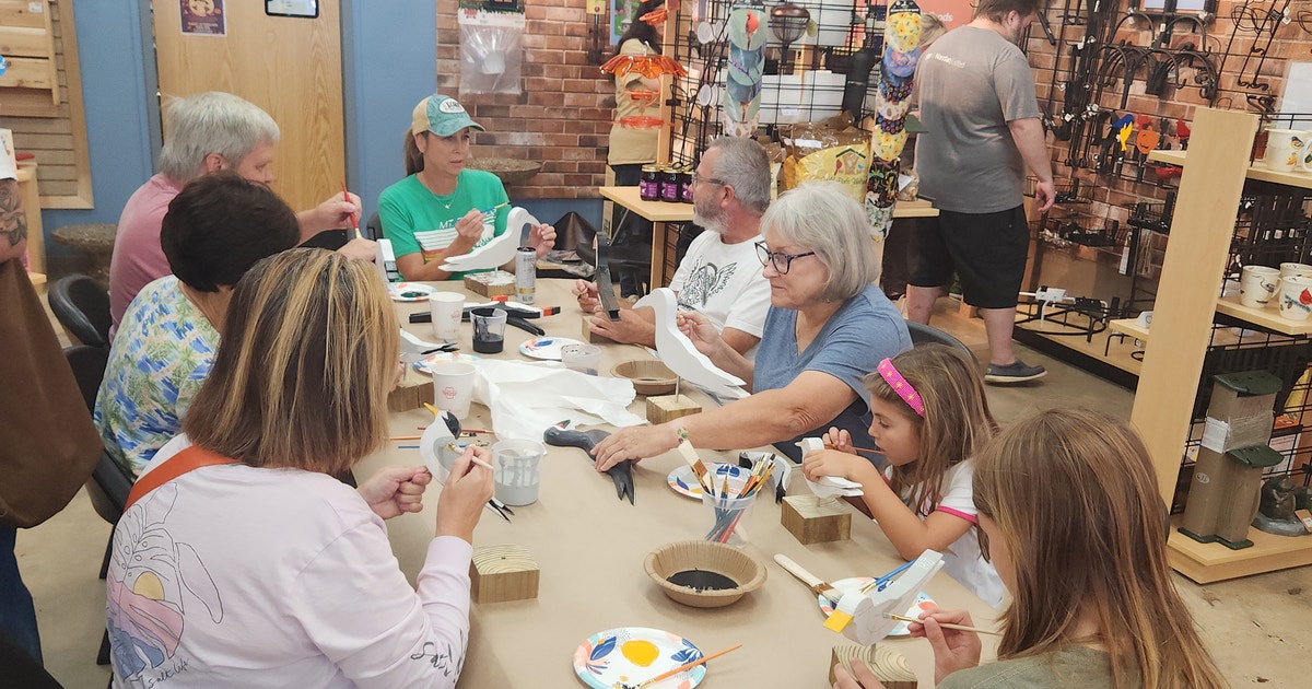 Community Crafting for Seabird Science Community Crafting for Seabird Science