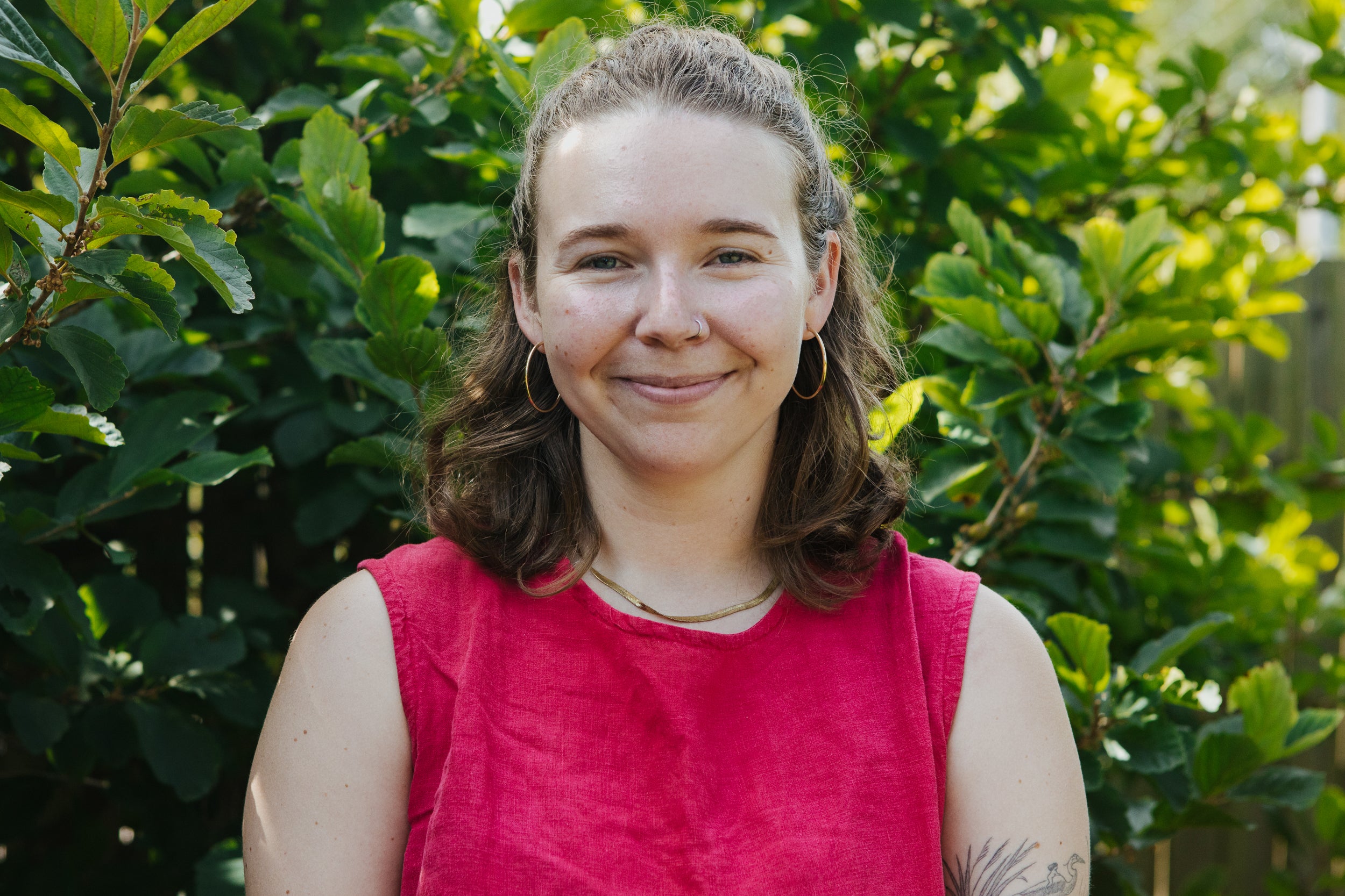 A portrait photo of Sarah Hooghuis.