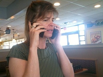 Melanie multitasking