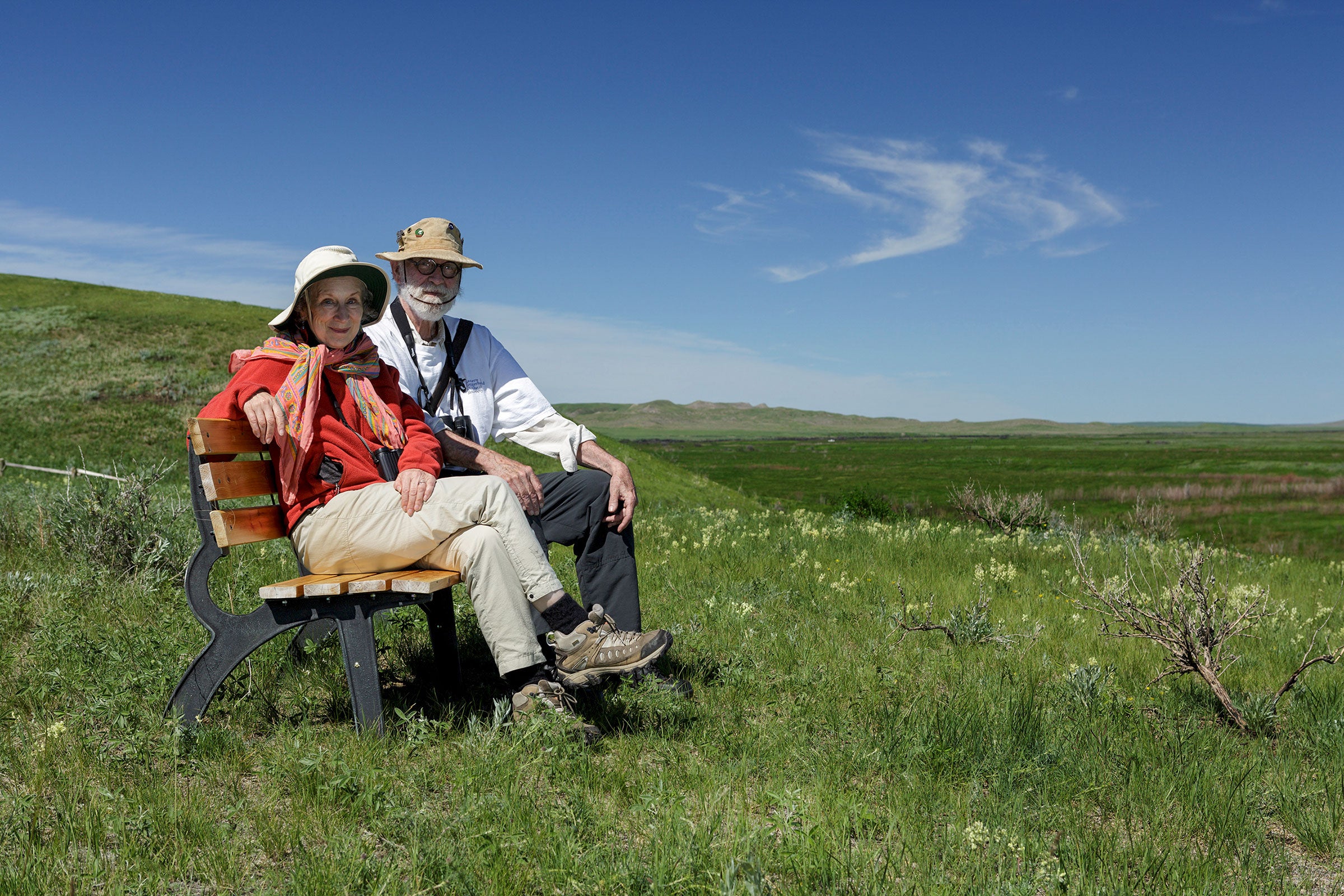 Margaret Atwood and Graeme Gibson in Grasslands National Park, Saskatchewan. Branimir Gjetvaj
