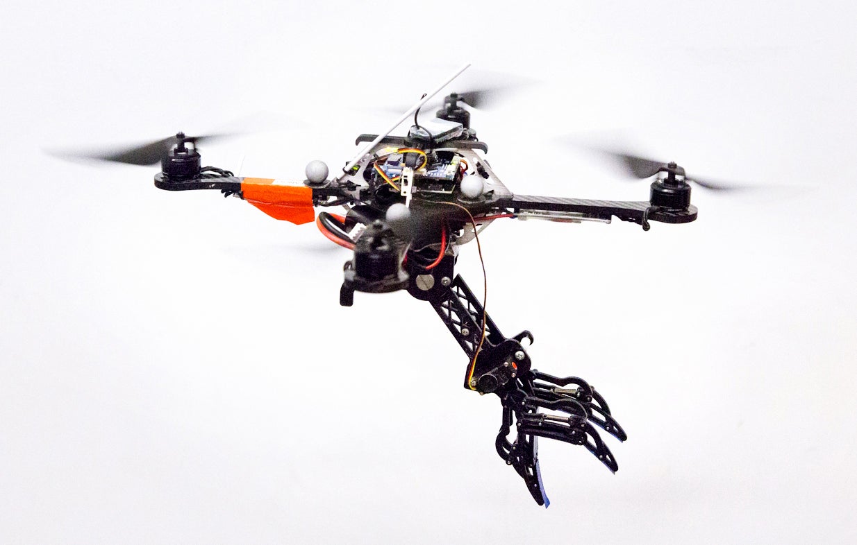 Clawing Bot. - Garra Robot.